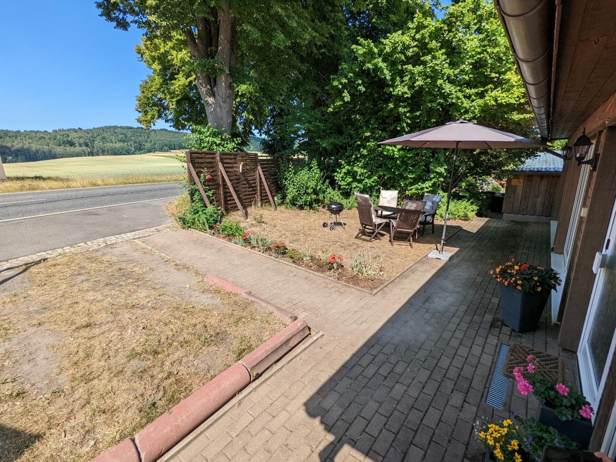 W5 - Urlaubsmagie - Wohnung Mit Grill, Terrasse & Pool Lichtenhain  Exterior foto